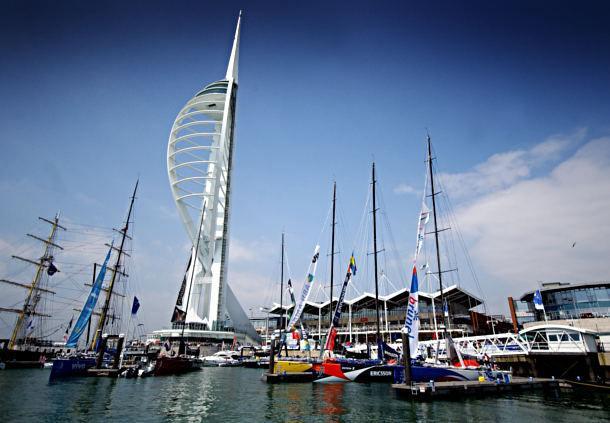 Gunwharf Quays Harbour Apartments พอร์ตสมัธ ภายนอก รูปภาพ